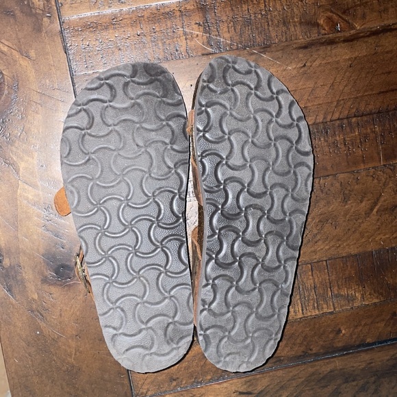 🤎🤍🌄⛺️🏕️🤎🖤Mountain Sole Travel Sandals in Dark Brown Leather - Picture 4 of 4